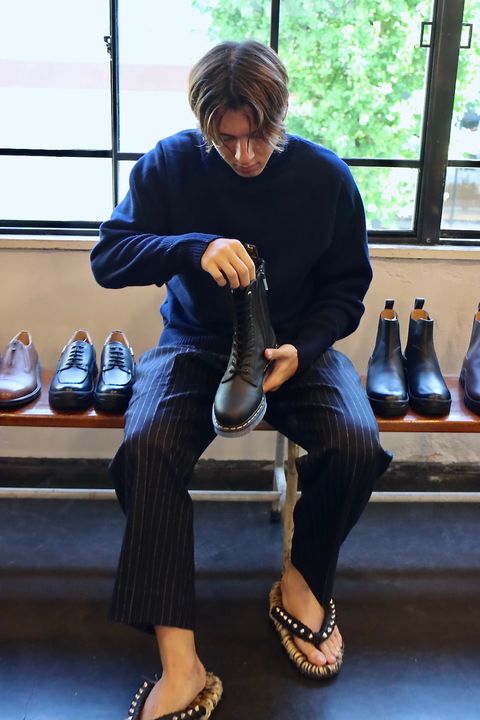 A.PRESSE 23AW Turtleneck Sweater"NAVY"スタイル