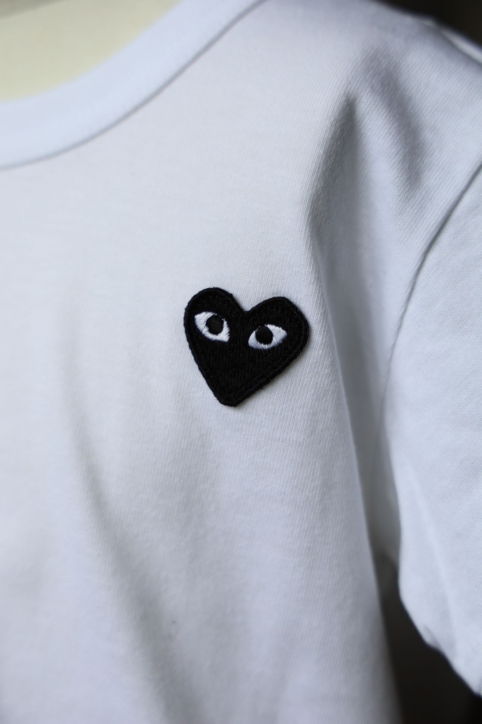 ワンポイントハートTシャツ キッズ (AX-T563-100) WHITE/BLACKハート*KIDSサイズ