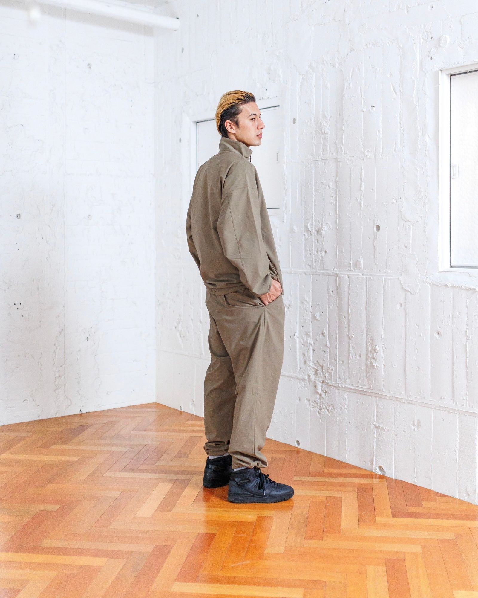 トップス FreshService CORPORATE TRACK SUIT TAN FreshService - CORPORATE TRACK SUIT / TAN | Stripe Online Store