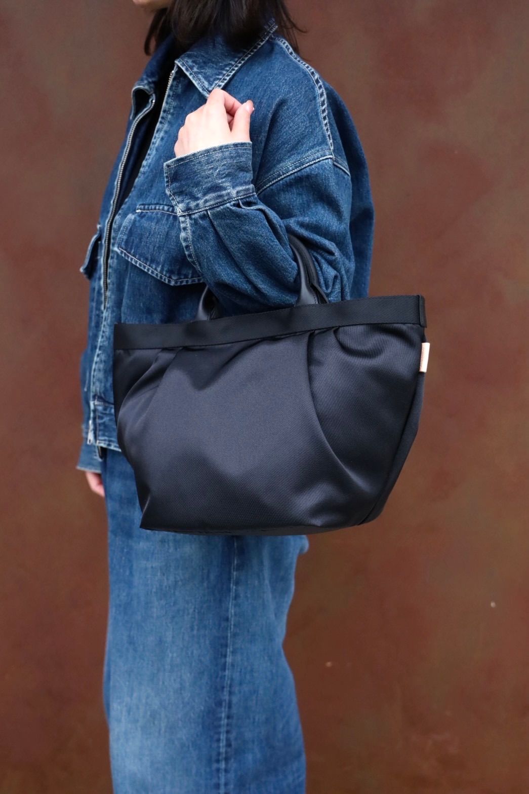 エンダースキーマ バッグ 2tuck tote M(yv-b-2tm)black☆1月10日(土)発売！
