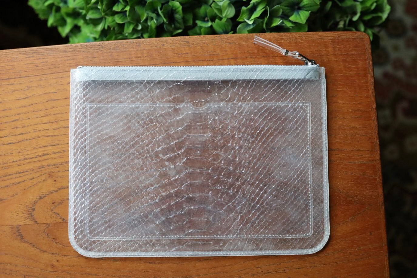 コムデギャルソン 財布 SNAKE TRANSPARENT ZIP POUCH(大)(8Z-T510-051)☆12月再入荷致します！