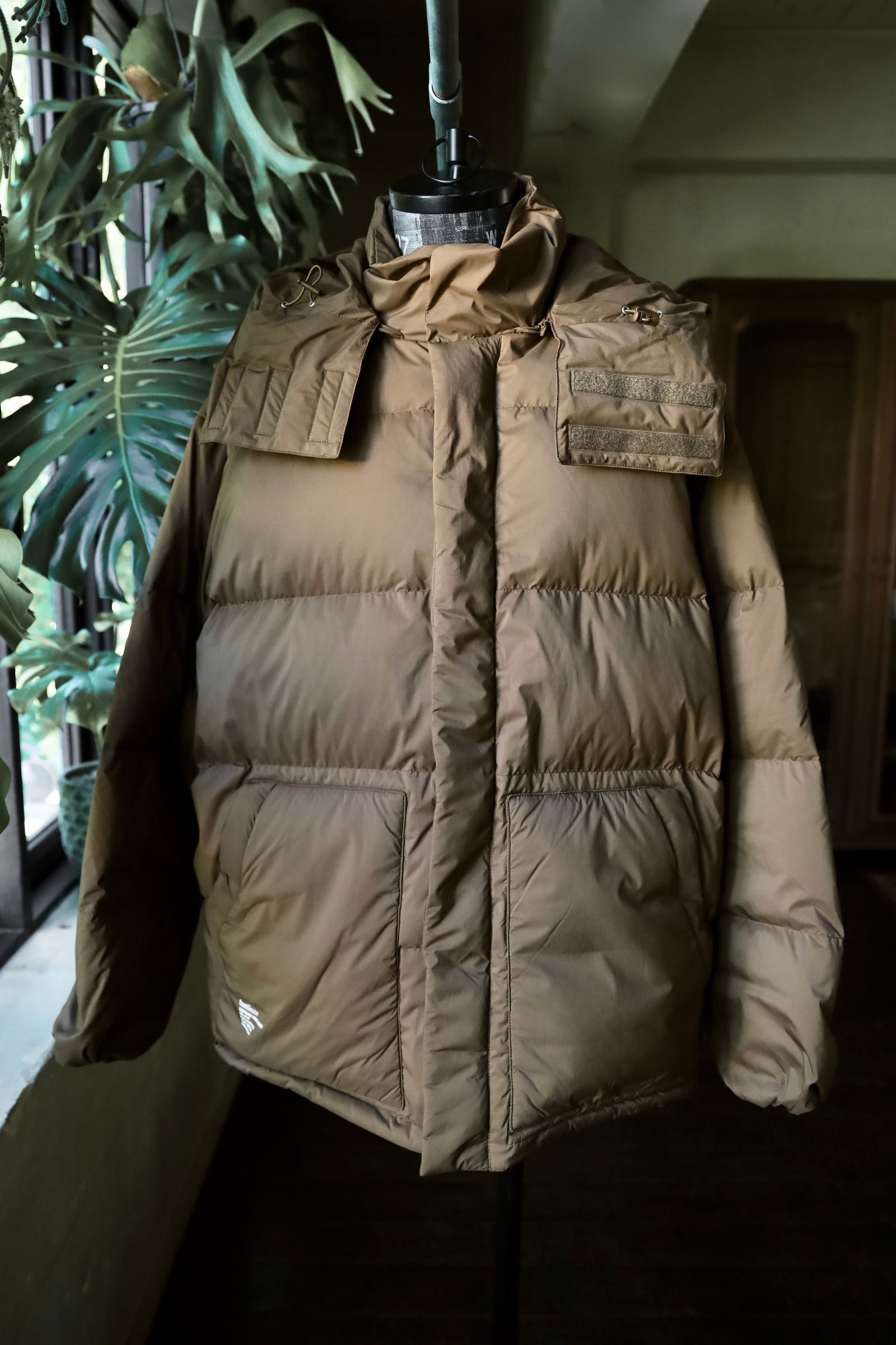 フレッシュサービス CORPORATE DOWN JACKET(FSC243-10111B)BROWN