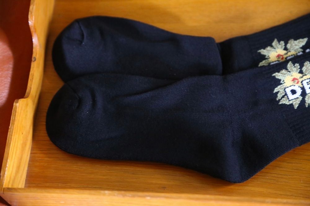 Floral Logo Sox(502-101-01-OS)