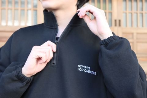 SFC HALF ZIP SWEAT"BLACK"style.