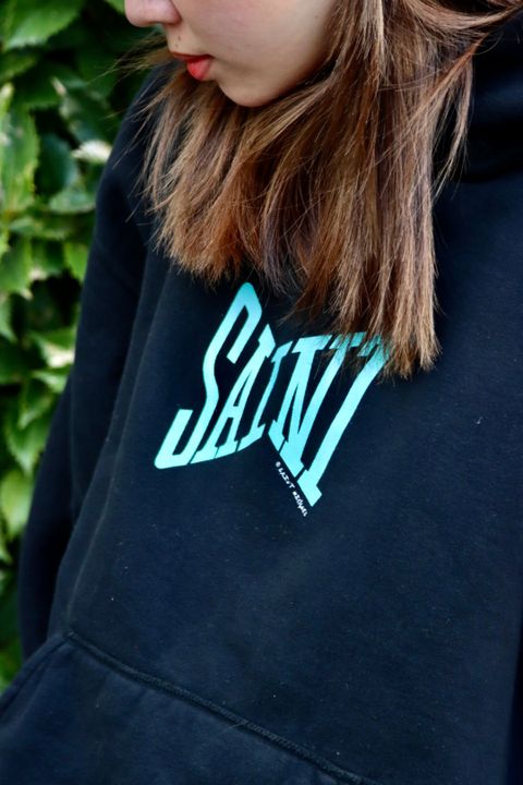 ©SAINT M×××××× 23SS SAINT HOODIEスタイル
