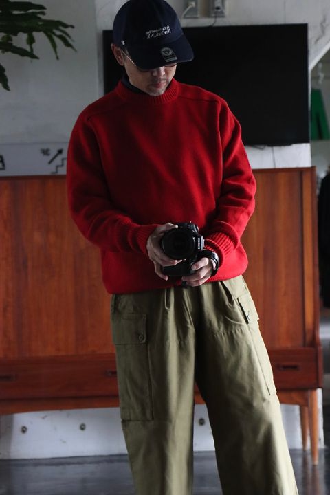 アプレッセ22FW Pullover Sweater"RED"スタイル