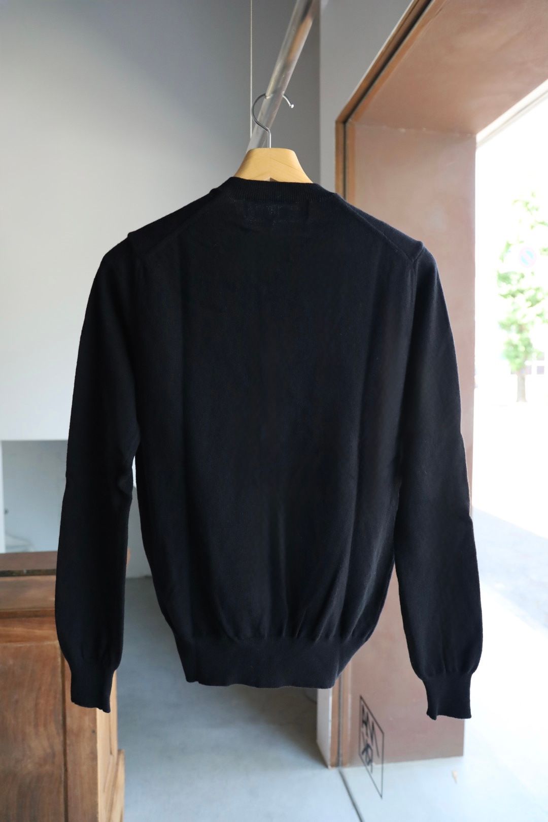 プレイコムデギャルソン ROUND NECK RHINESTONE CARDIGAN (BLACK/BLACK HEART)