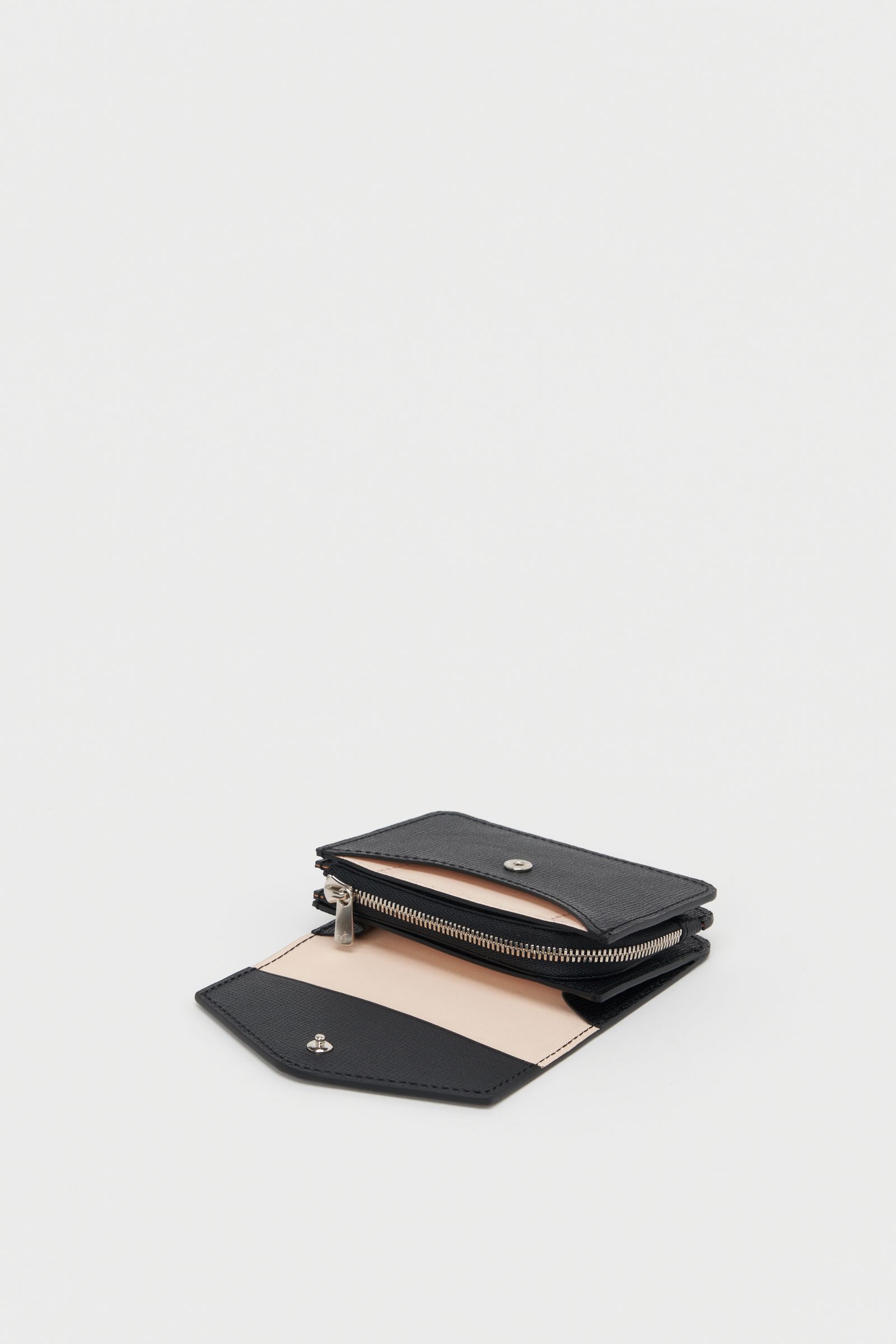 エンダースキーマ 財布 flap billfold(wt-rc-fbf)black☆8月9日(土)発売！