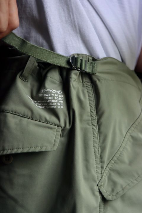 FreshService MICRO TYPEWRITER CARGO SHORTSスタイル