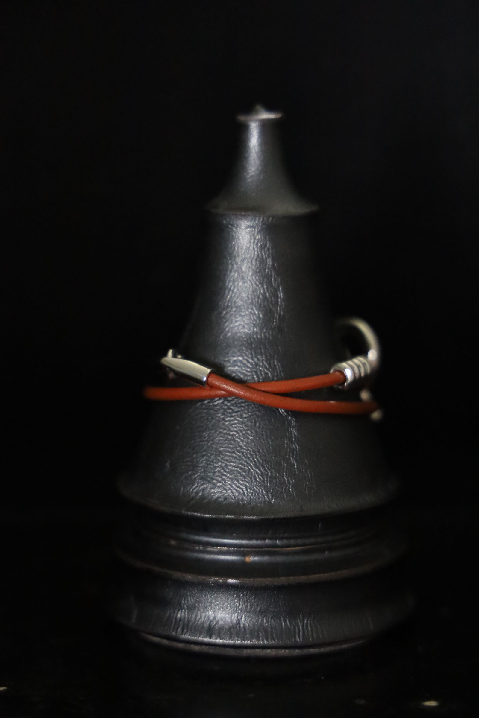 XOLO JEWELRY ショロジュエリー / Toggle Double Leather Bracelet(XOLB001)CAMEL