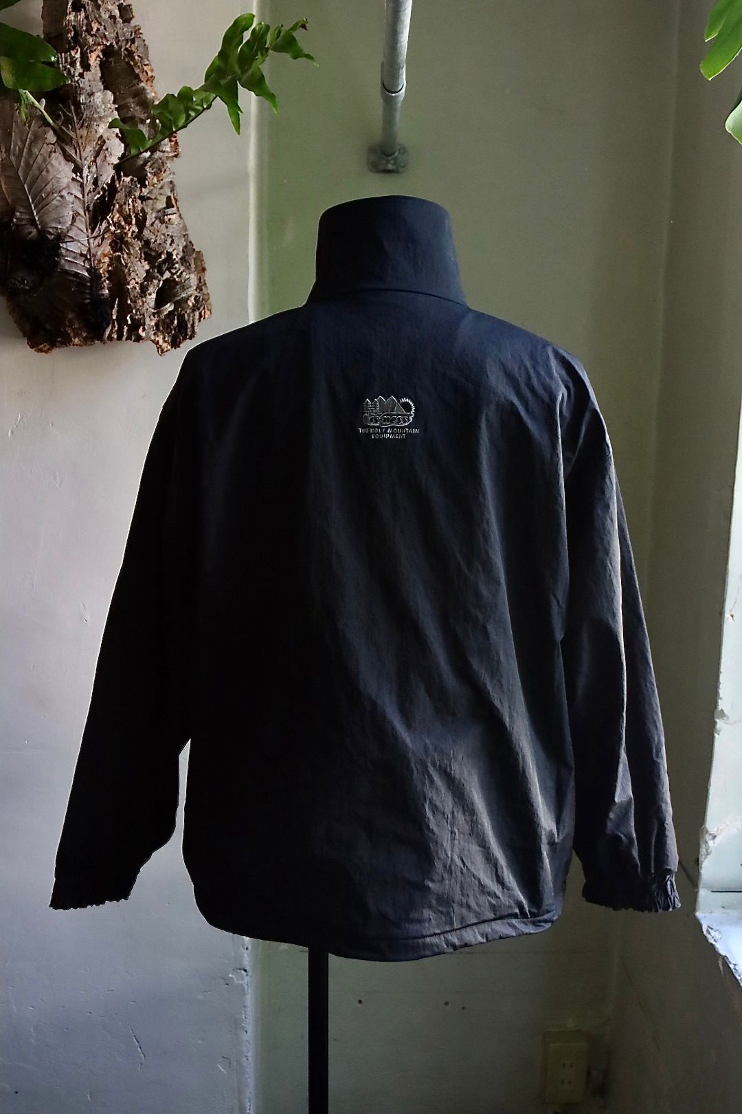 イズネス23AW SHAKA SHAKA NYLON JACKET(1005AWJK07)BLACK☆10月5日発売！