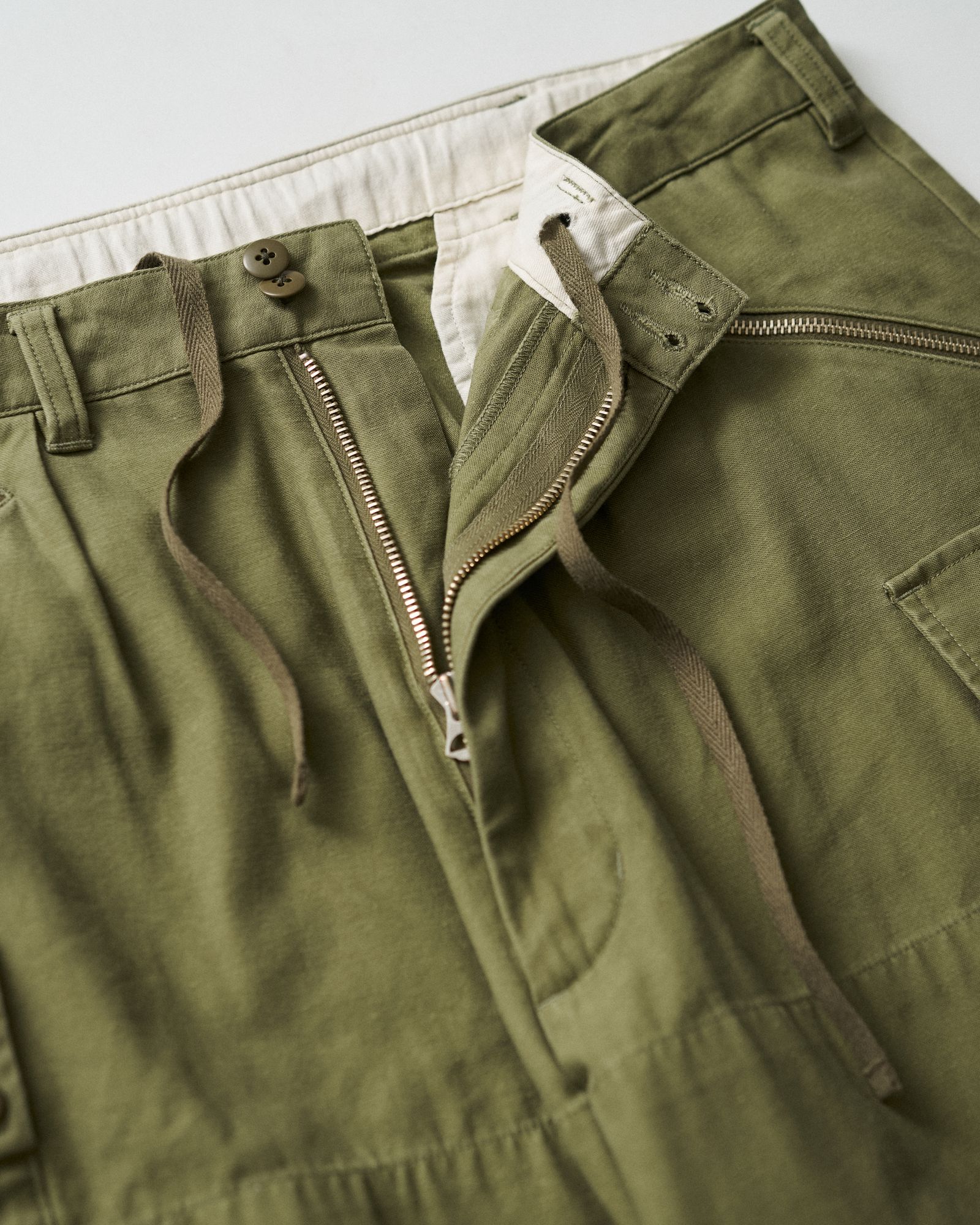 フレッシュサービスBACK SATEEN MOUNTAIN CARGO PANTS(FSC253-40143)OLIVE☆10月11日(土)発売！