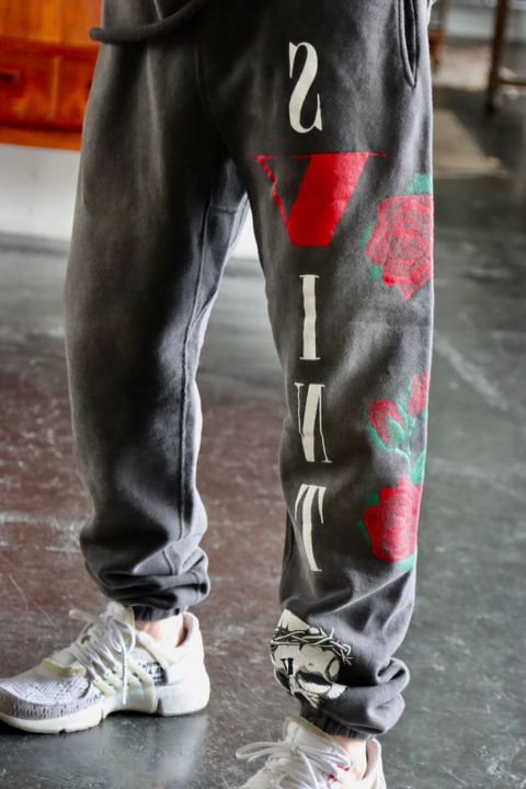 ©SAINT M×××××× 22SS VLONE HOODIE style.