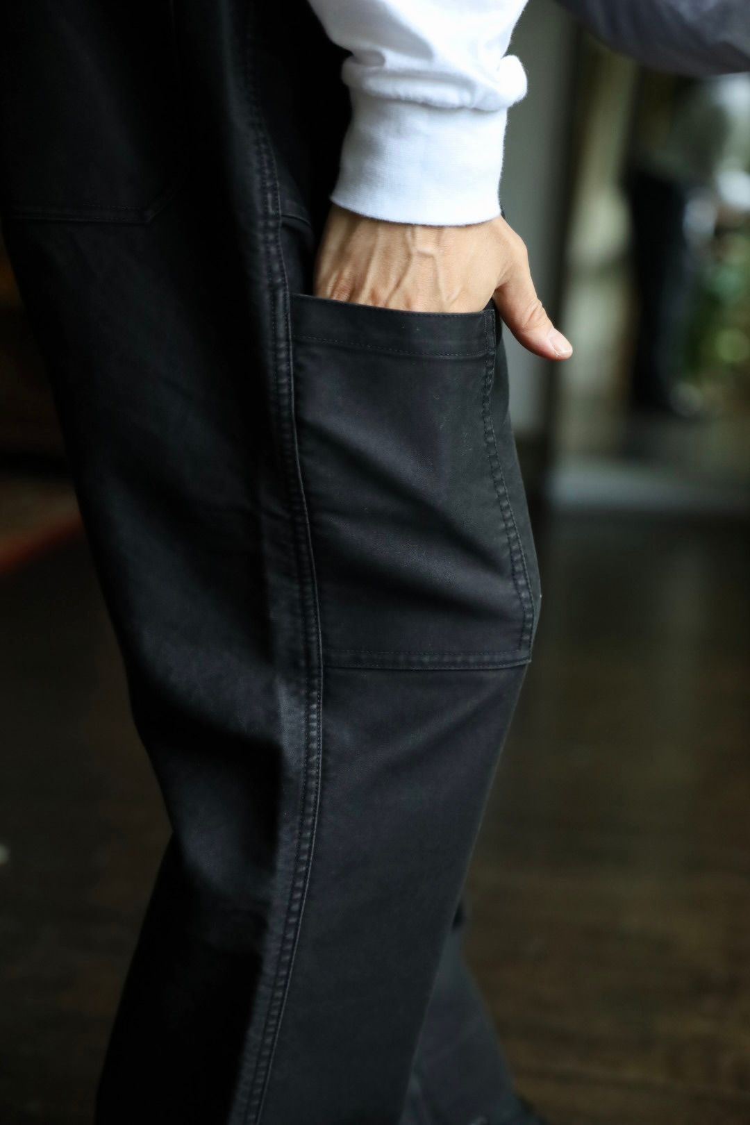 LASTMAN 24AW ラストマン大久保篤志 MOLESLIN MECHANIC PANTSスタイル