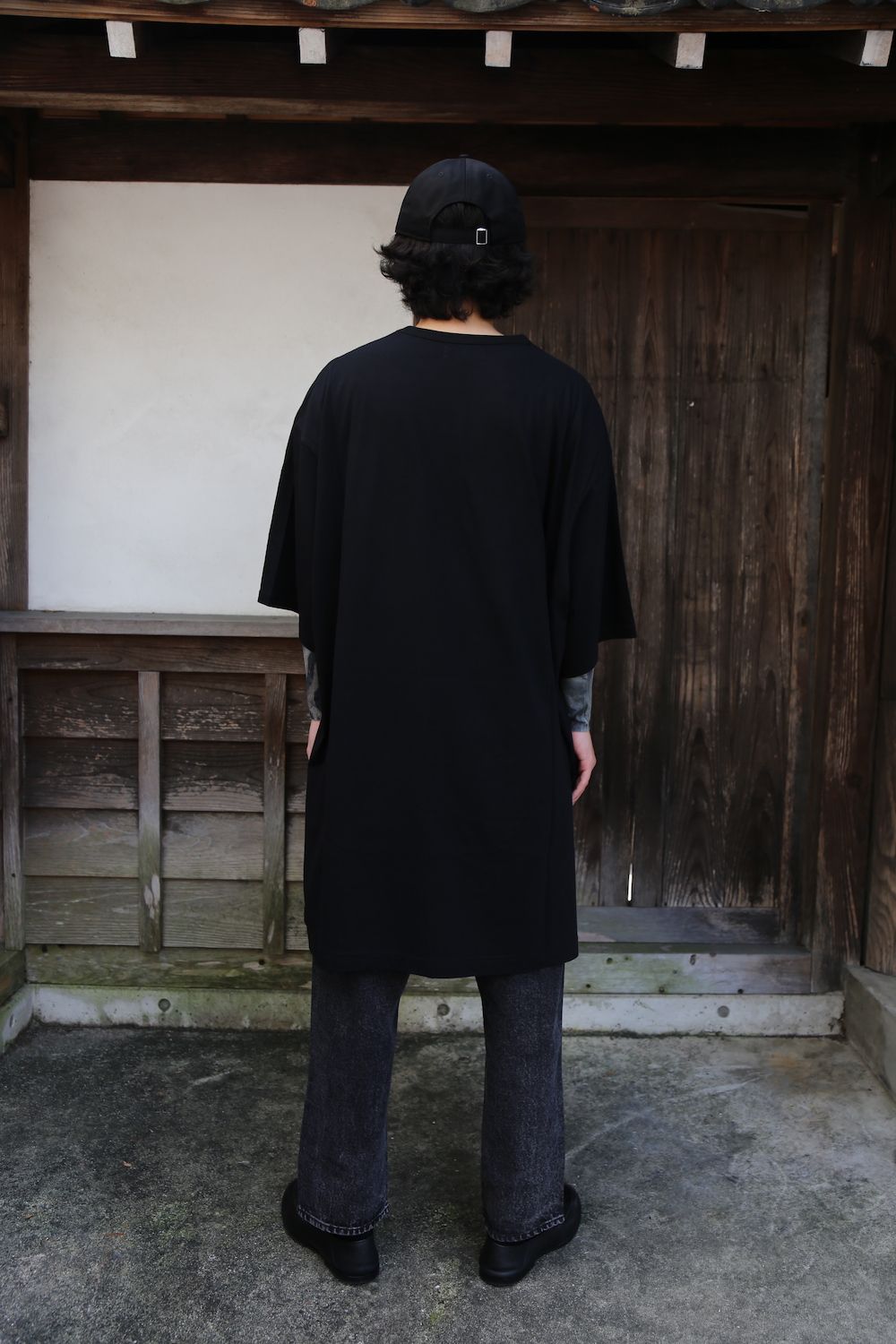 Yohji Yamamoto BIG半袖プリントTシャツ(HX-T94-077) style. 2021.06