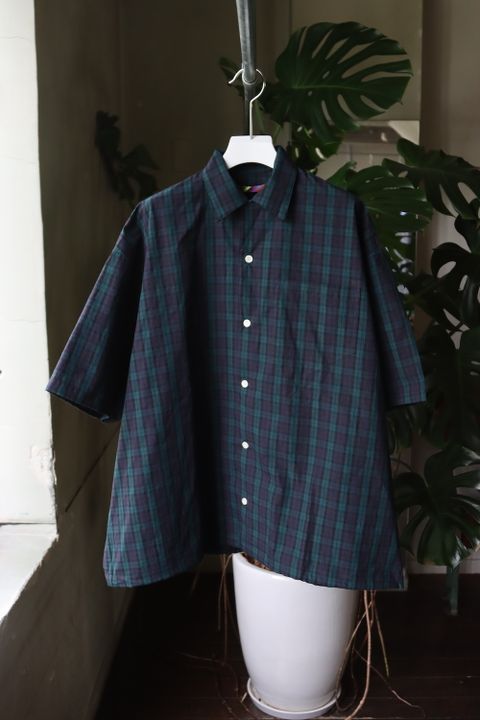 イズネス22SS BALLOON WIDE SHIRT(1022SSSH03)BLACK WATCH