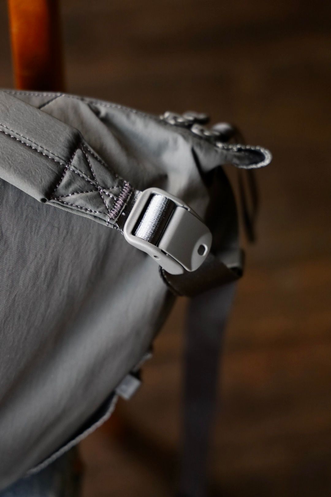 グラフペーパー 25AW Blankof for GP Large Crescent Bag(GU253-90580)SLATE GRAY☆8月9日(土)発売！