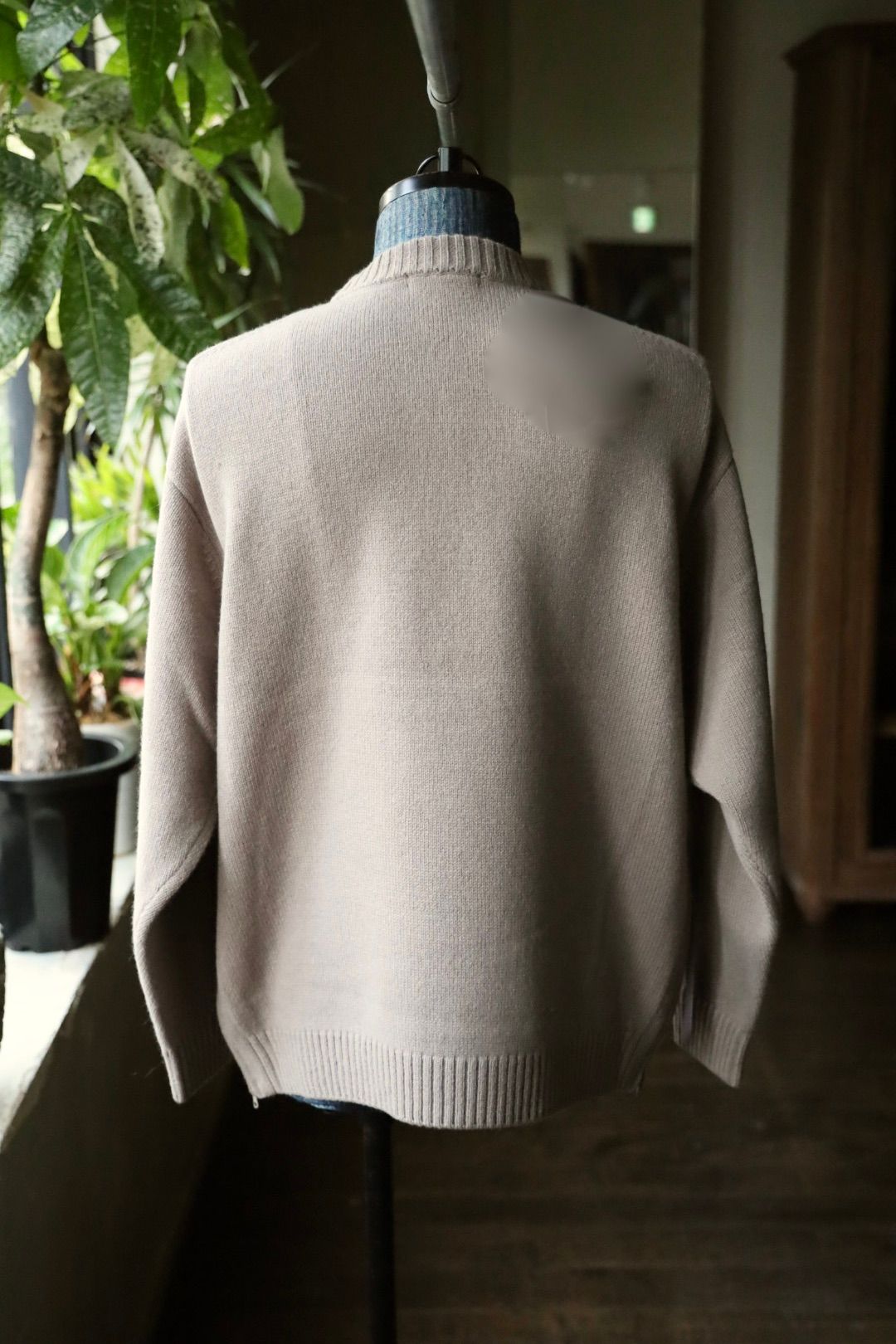 イズネス 25AW DORONP VENTILATION KNIT (25AW_23_1007AWKNIT01)BEIGE☆新作発売！