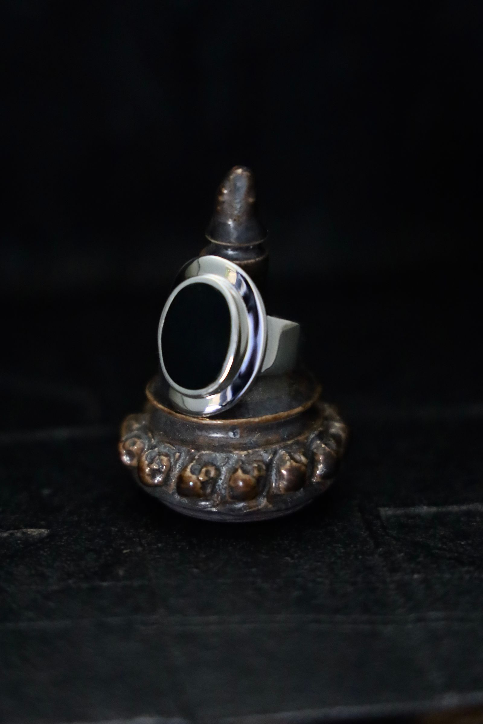 Amulet Ring with Onyx – XOLO JEWELRY