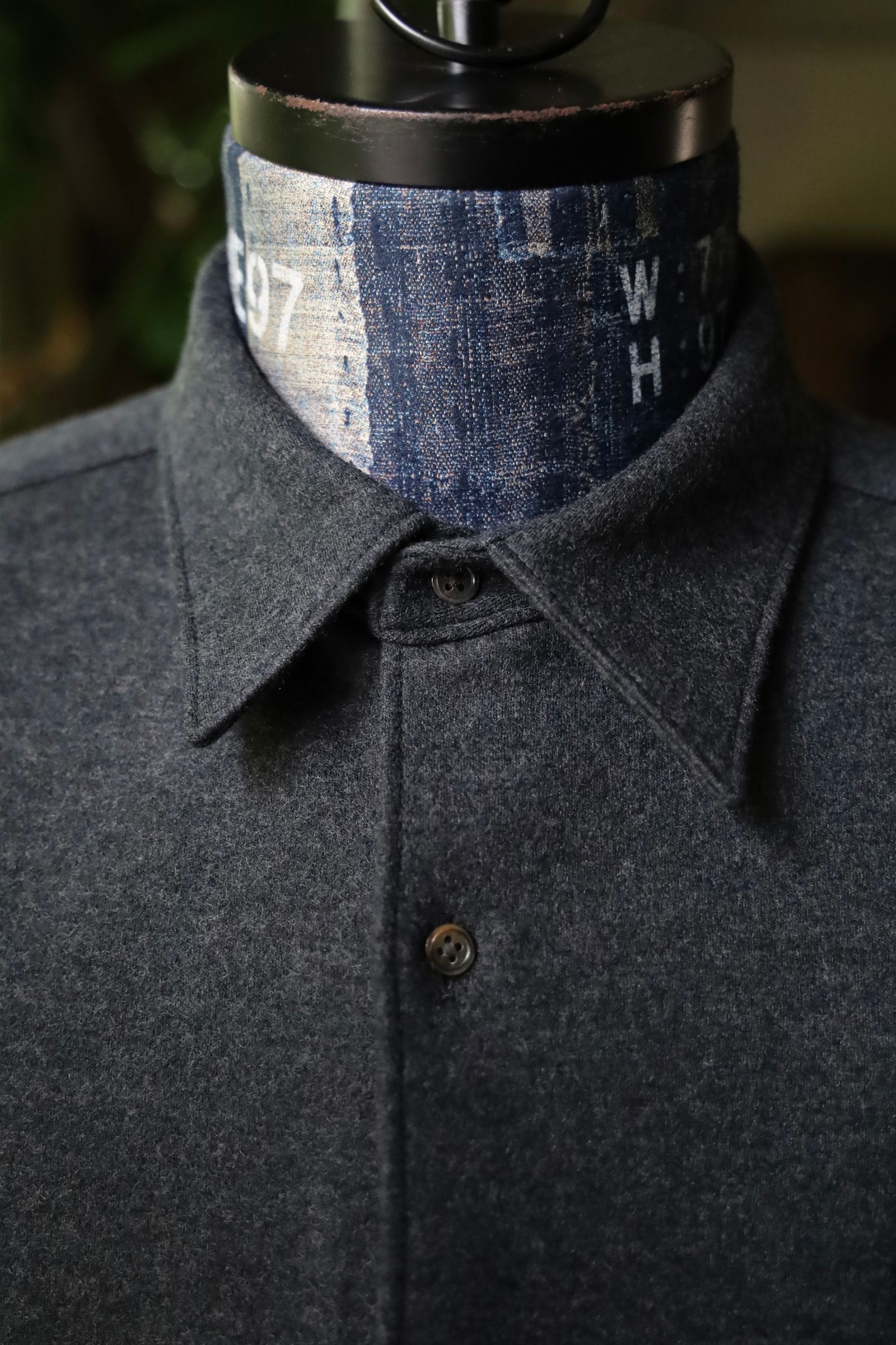 グラフペーパー 24AW Wool Smooth Flannel Oversized Regular Collar Shirt (GM244-50010)GRAY