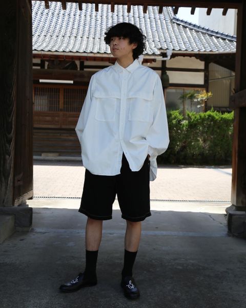 Graphpaper Garment Dyed Poplin Umbrella Yoke Shirt(GM211-50032) style. 2021.04.26.