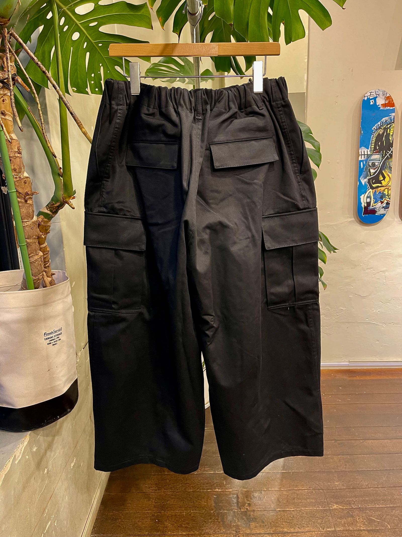 イズネス23SS バルーンカーゴパンツ BALLOON CARGO EZ PANTS(1004AWPT04)BLACK