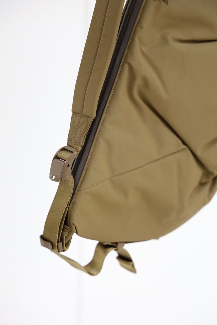 グラフペーパー  Blankof for GP Medium Crescent Bag(GU263-90513)BROWN☆8月8日(土)発売！