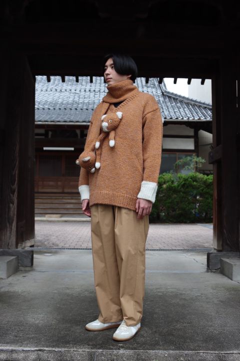 doublet STUFFED CAT HAND-KNITTING PULLOVER"CAMEL style"