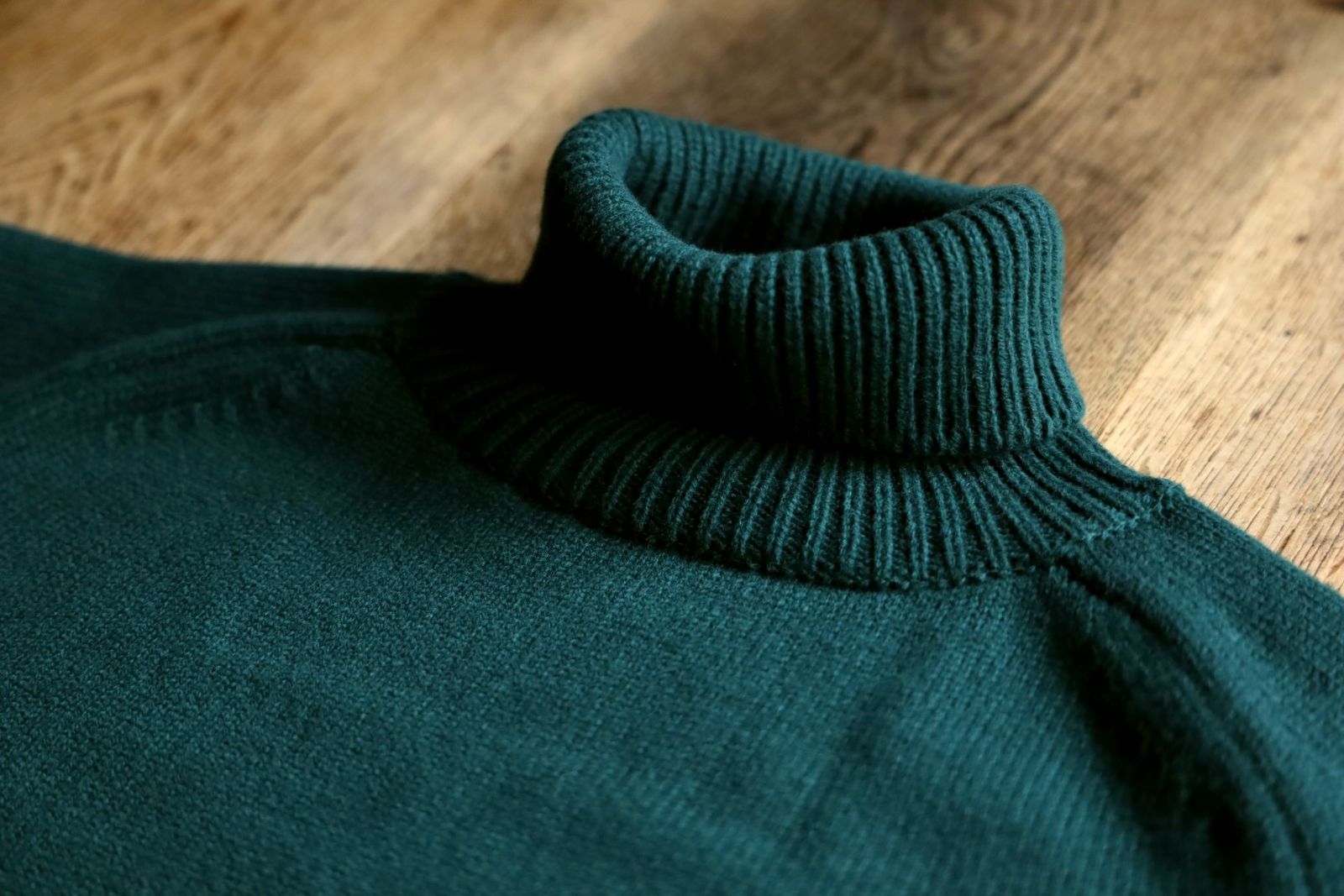 アプレッセ Turtleneck Sweater(24AAP-03-10K)GREEN