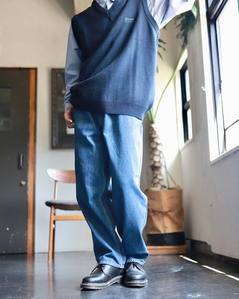 SEDAN ALL-PURPOSE セダンオールパーパス 23AW TECH LOGO KNIT VESTスタイル