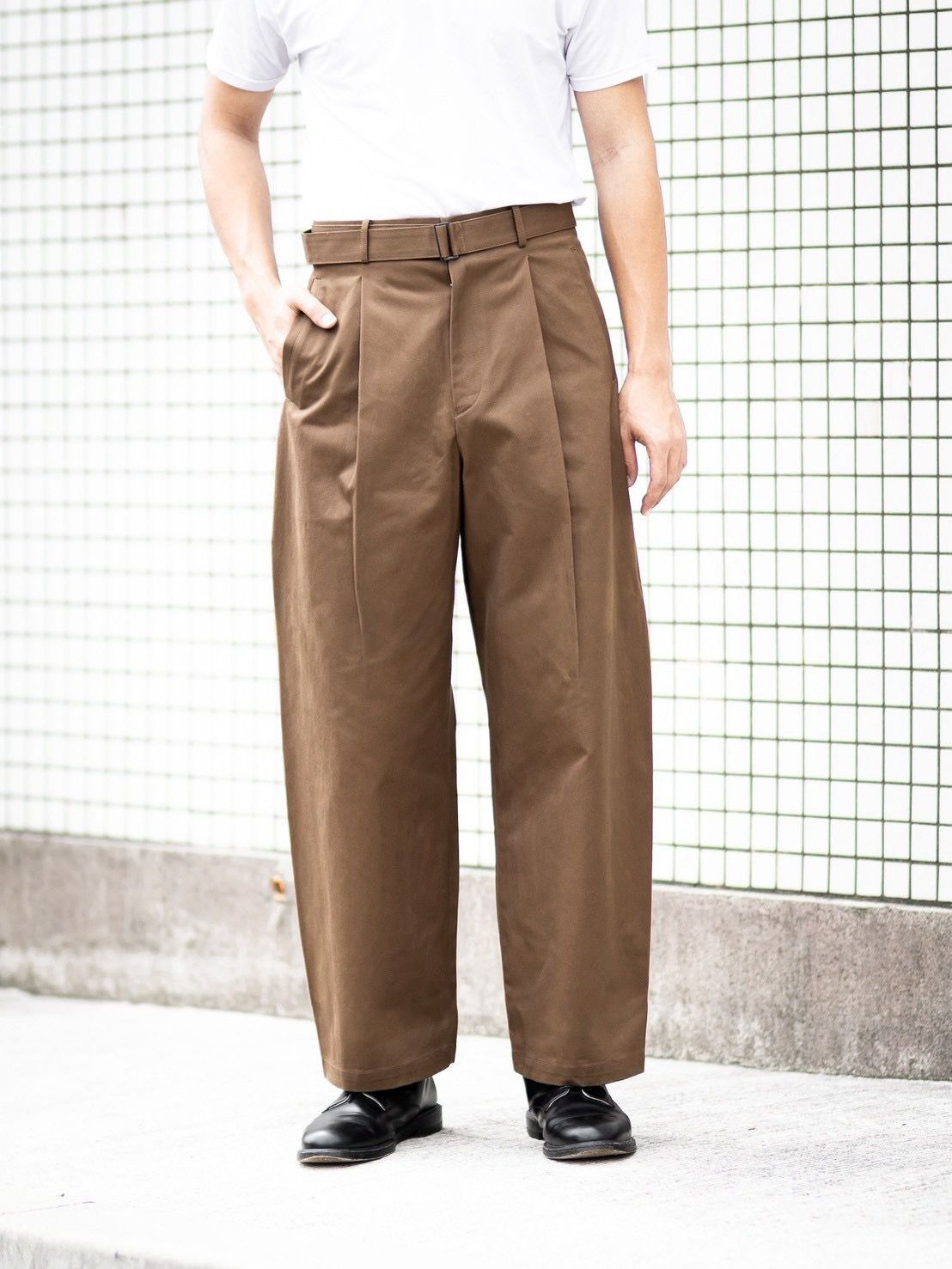 Graphpaper 新作Dry Westpoint Barrel-Fit Belted Pants style.2026.8.28