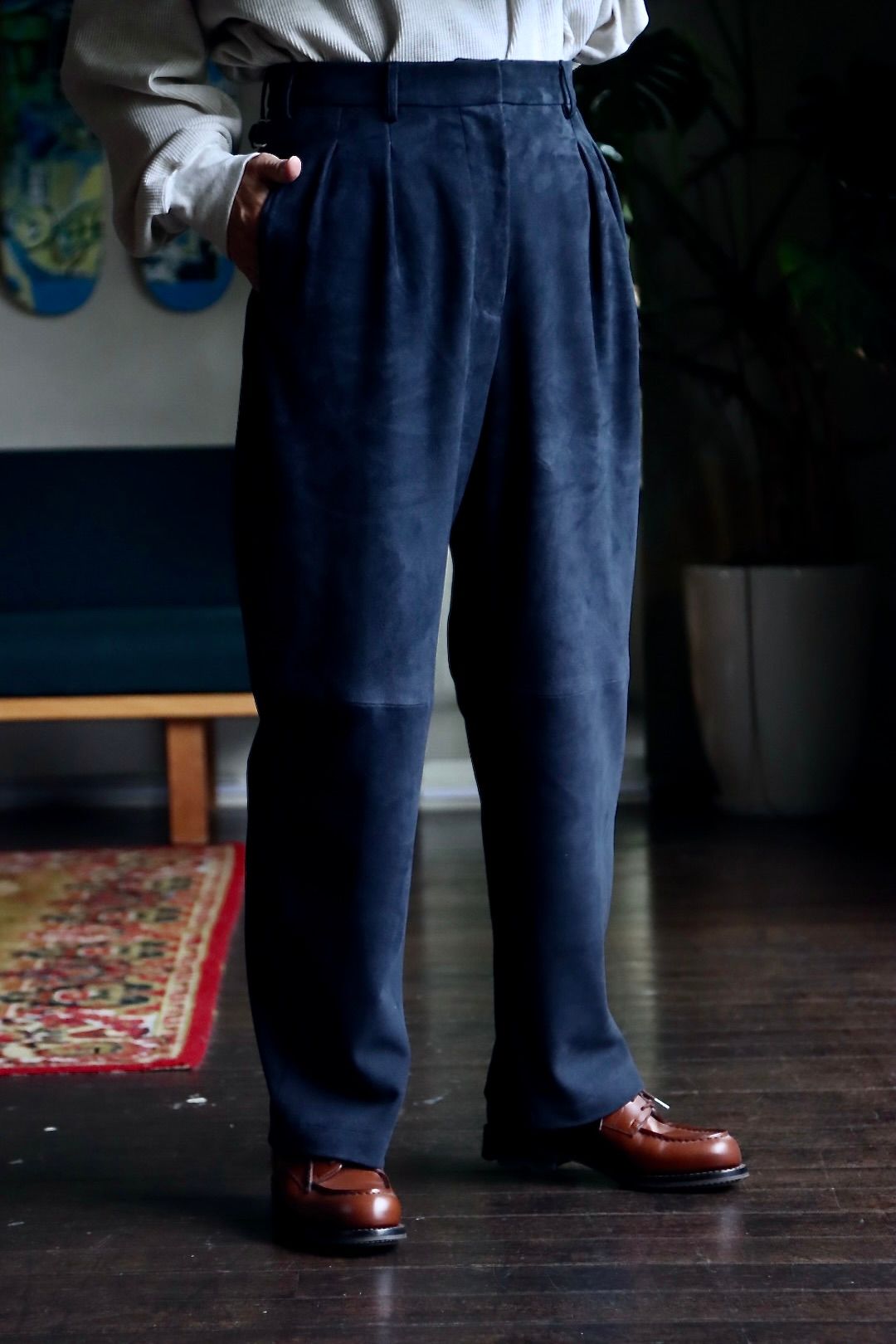 アプレッセ Suede Trousers (23AAP-04-24H)NAVY