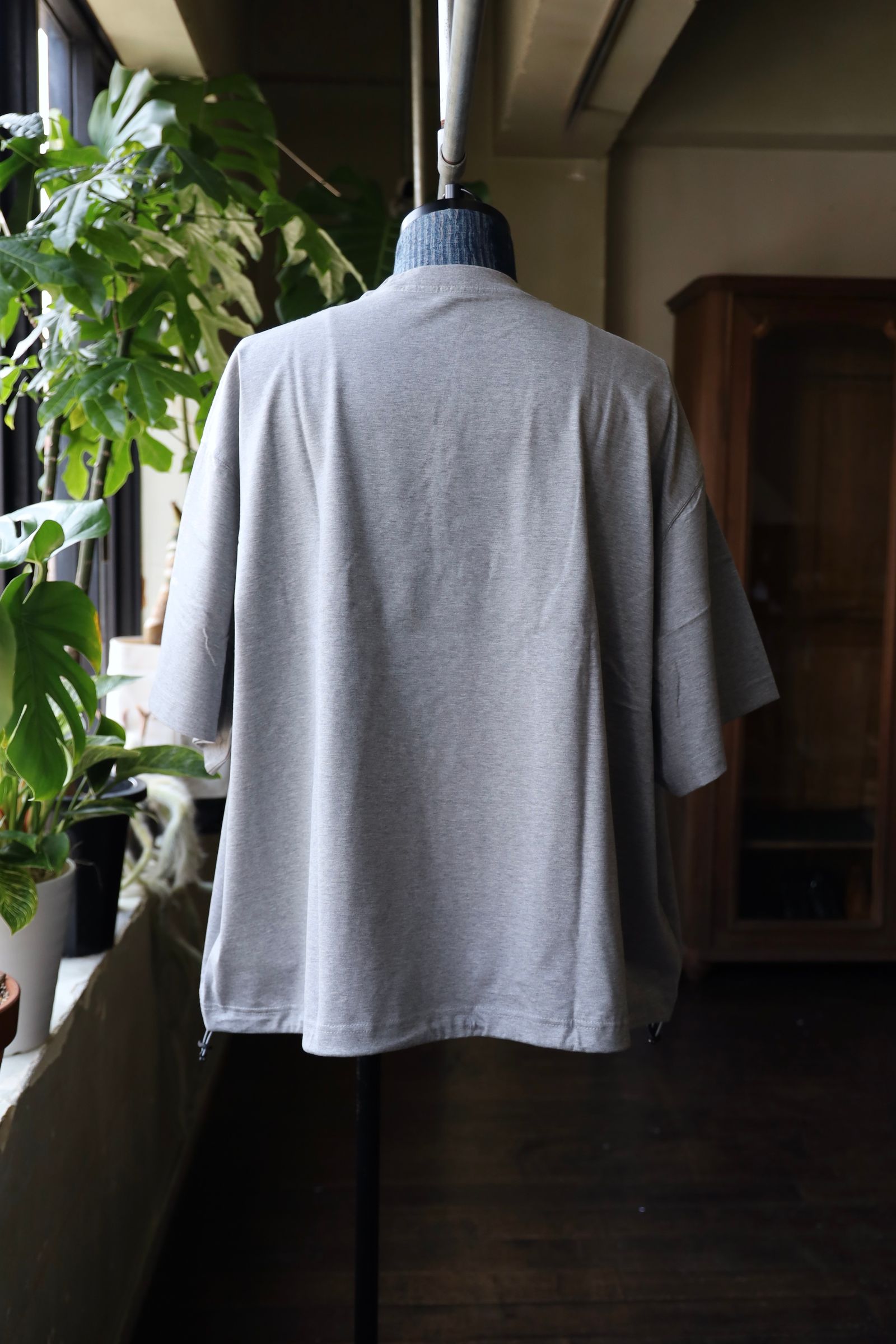 イズネス25SS BALLOON SHORT SLEEVE T-SHIRT(25SS_03_31SSSH05-1)GRAY