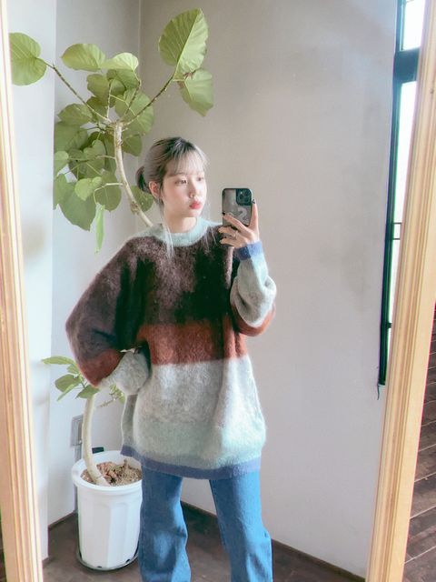 YOKE 新作MOHAIR BORDER CREWNECK SWEATER style.2023.8.27