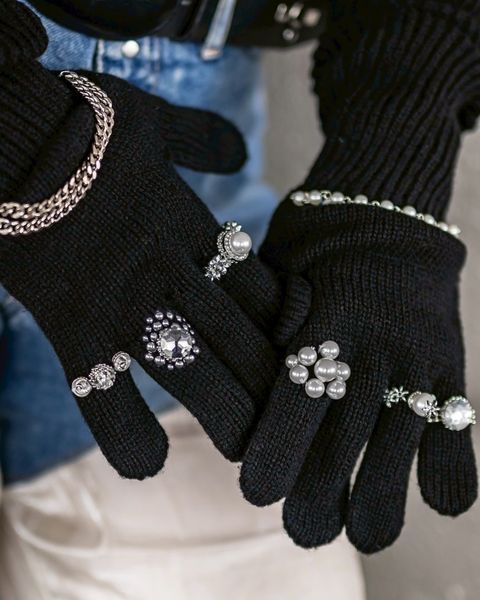 doublet 25AW 新作LONG KNIT GLOVES WITH RINGS style. 2025.9.12