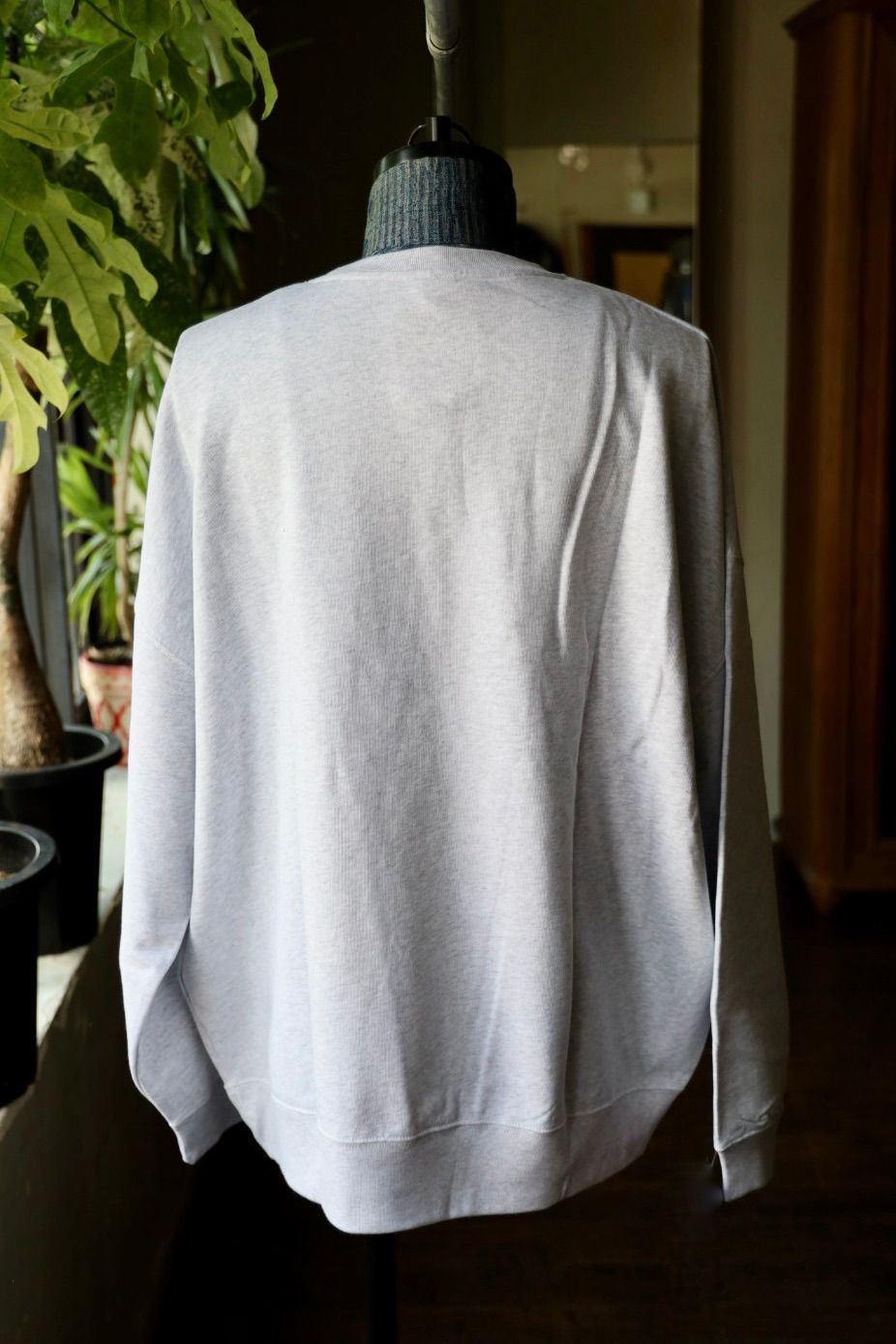 イズネスミュージック 25AW MINO SWEAT SHIRTS (IMP6_18_MINOSW01)ASH☆新作発売！