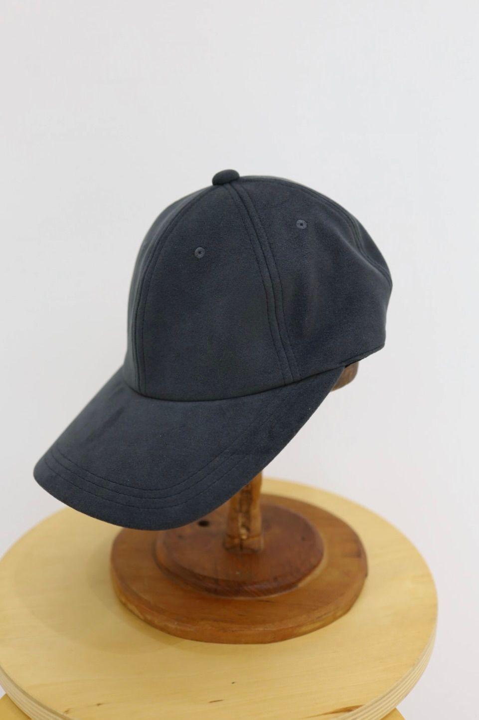 イズネス 26SS キャップ Ultra Suede Cap(26SS_04_1008SSCAP01)CHARCOAL ☆新作発売！