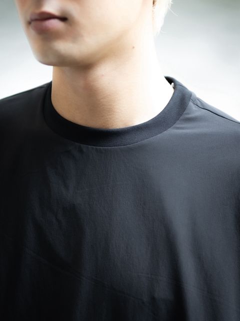 Graphpaper PERTEX® EQUILIBRIUM L/S Crew Neck Pullover (BLACK) MARKスタイル
