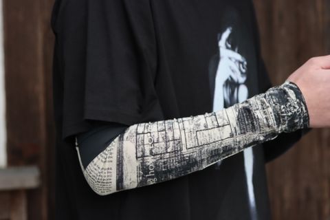yohji yamamoto ULTIMA DENSE PLAIN STITCH WOMAN PRINT SHORT SLEEVES style.2022.1.30. ※2月2日発売