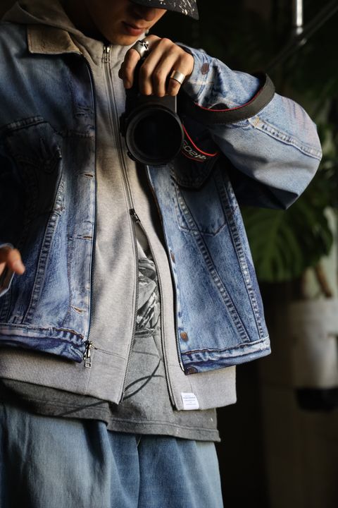 TALKING ABOUT THE ABSTRACTION LAYERED PRINT PARKA スタイル