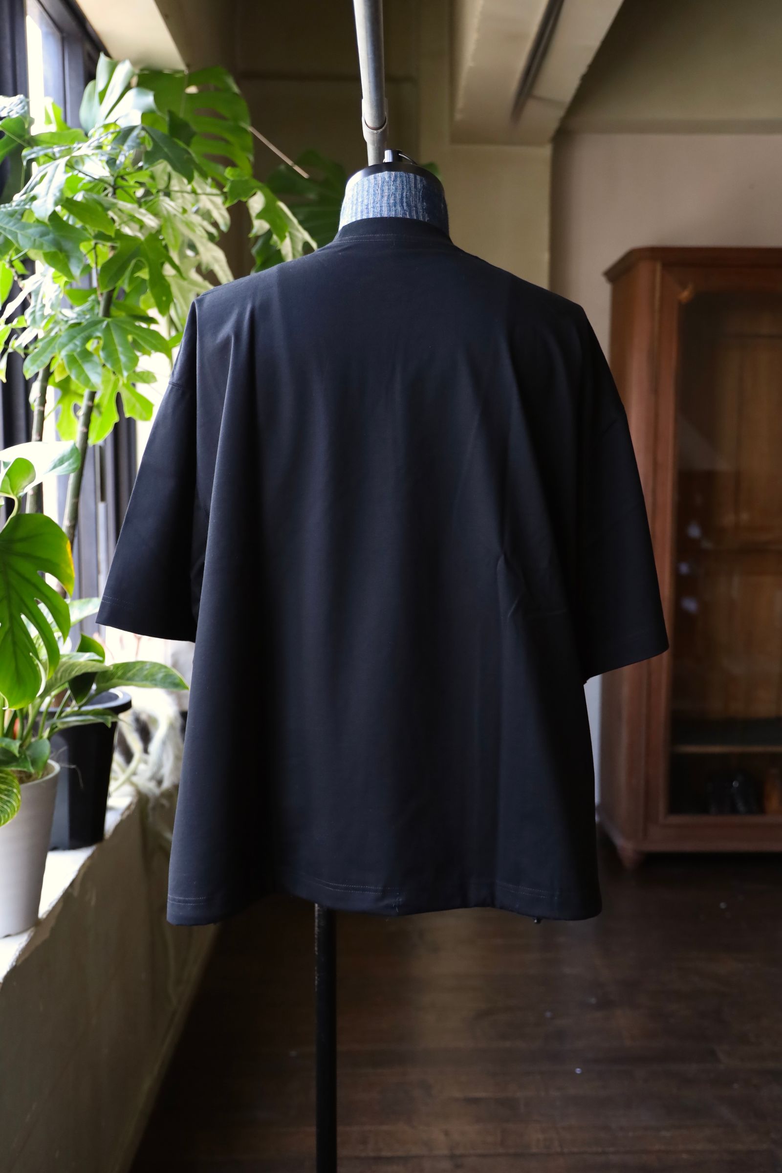 イズネス25SS BALLOON SHORT SLEEVE T-SHIRT(25SS_03_31SSSH05-1)BLACK