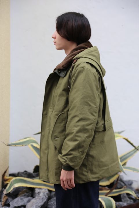 eYe JUNYA WATANABE COMME des GARCONS MAN 綿バックサテンミリタリーブルゾン(WF-J905-100)"KHAKI"style.2020.10.3.