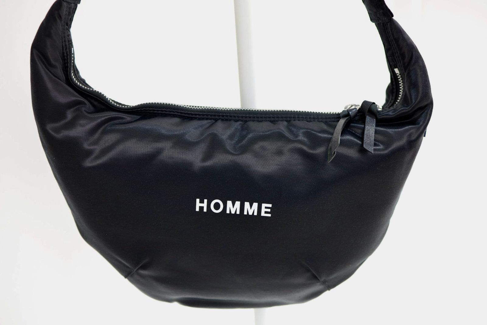 コムデギャルソンオム HOMMEロゴ限定綿ナイロンショルダーバッグ(HP-K206-051)BLACK☆12月13日(土)新作発売！