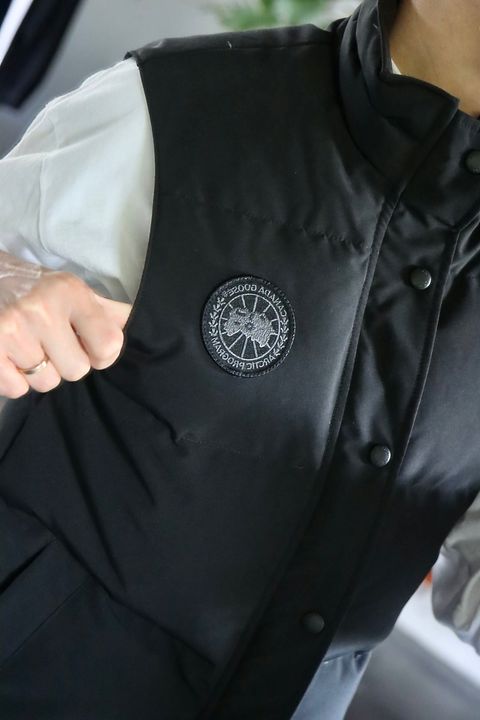CANADA GOOSE カナダグースGARSON VEST BLACK LABELスタイル