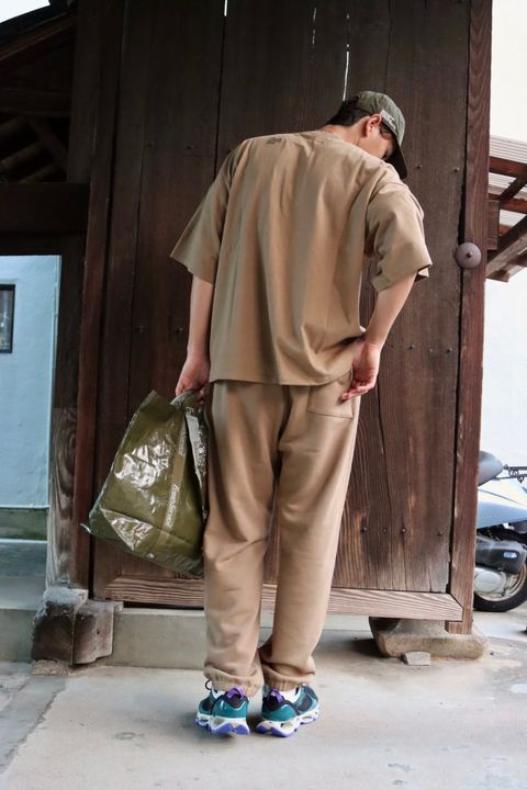 FreshService フレッシュサービス 23AW VIBTEX for FreshService “S/S CREW NECK TEE”スタイル