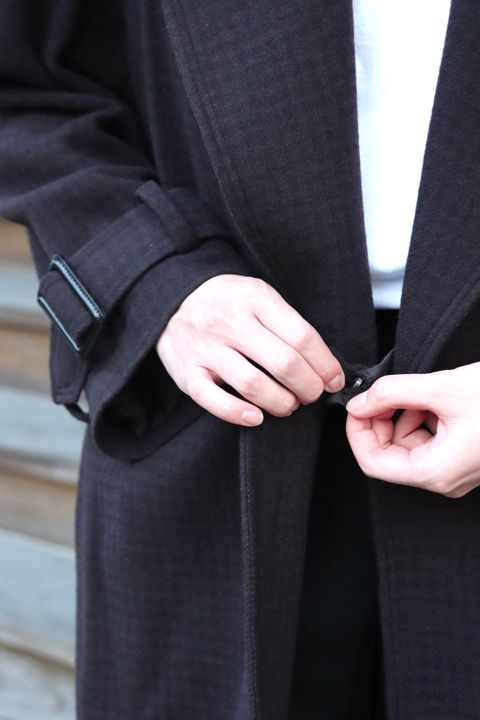 YOKE DOUBLE BREAST OVERCOAT"BLACK style"
