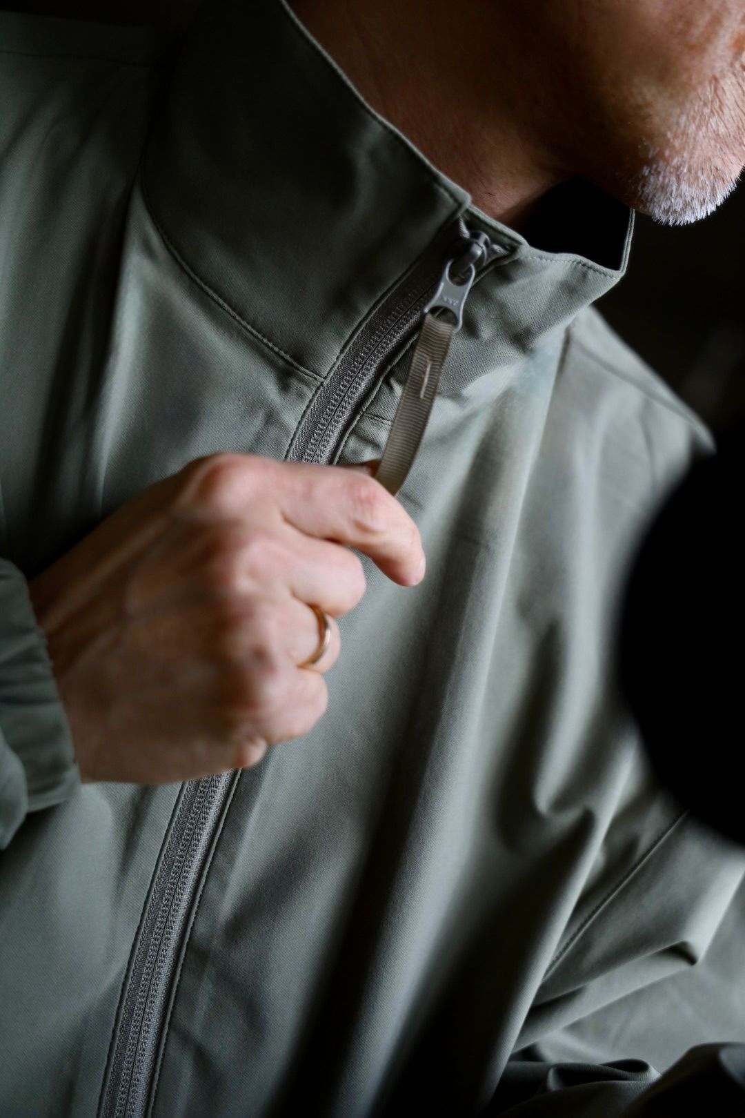 フレッシュサービス CORPORATE TRACK SUIT KHAKI M FreshService - フレッシュサービス CORPORATE TRACK SUIT