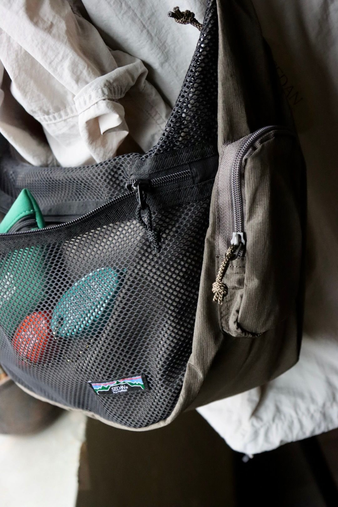 セダンオールパーパス SS24 Mesh Shoulder Bag (SD24S-BG02)Wolf Gray☆2月23日(金)発売！！