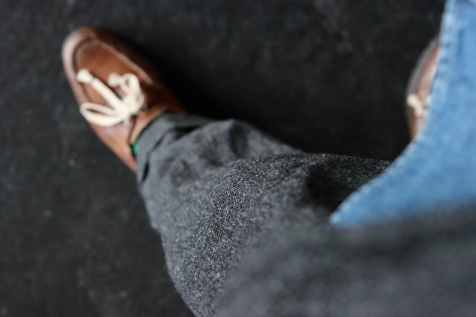 アプレッセ Tweed Two Tack Trousers(22AAP-04-11H)CHARCOAL