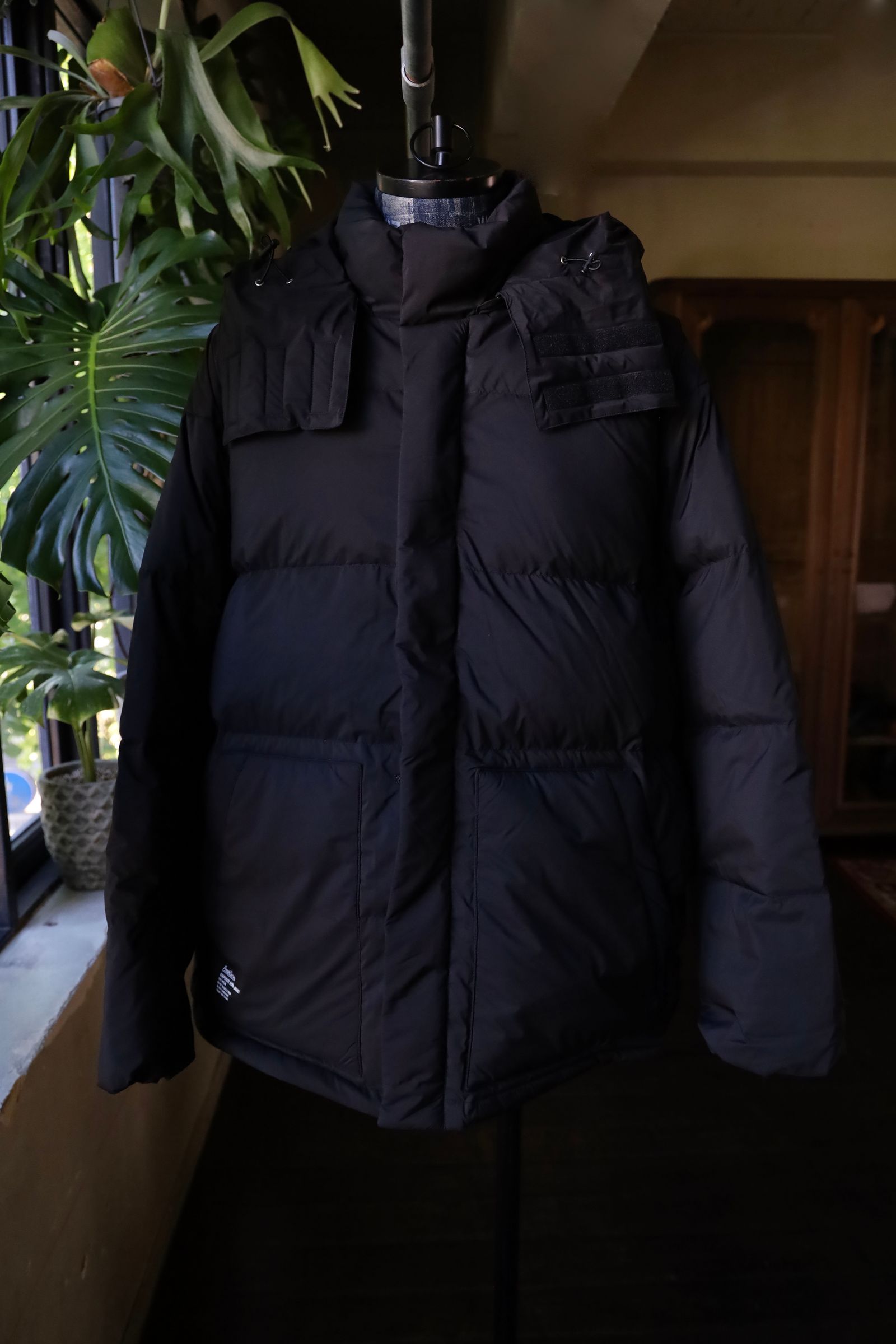 フレッシュサービス CORPORATE DOWN JACKET(FSC243-10111B)BLACK